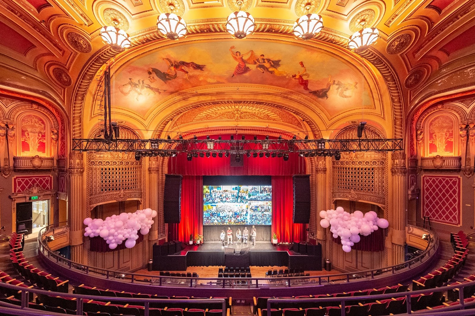 San Francisco Theatres The Warfield Theatre interior