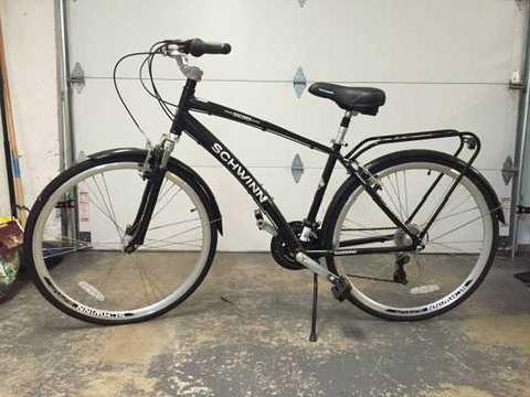 schwinn discover men's hybrid bike