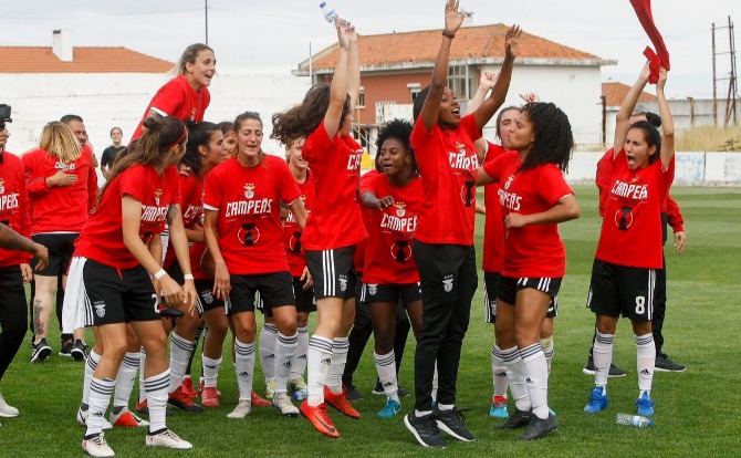 Benfica Campeão Nacional da 2ª Divisão Futebol Feminino 2018/19 Benfica Campeão Nacional da 2ª Divisão Futebol Feminino 2018/19