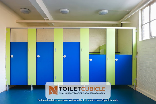jual toilet cubicle sekolah Malang