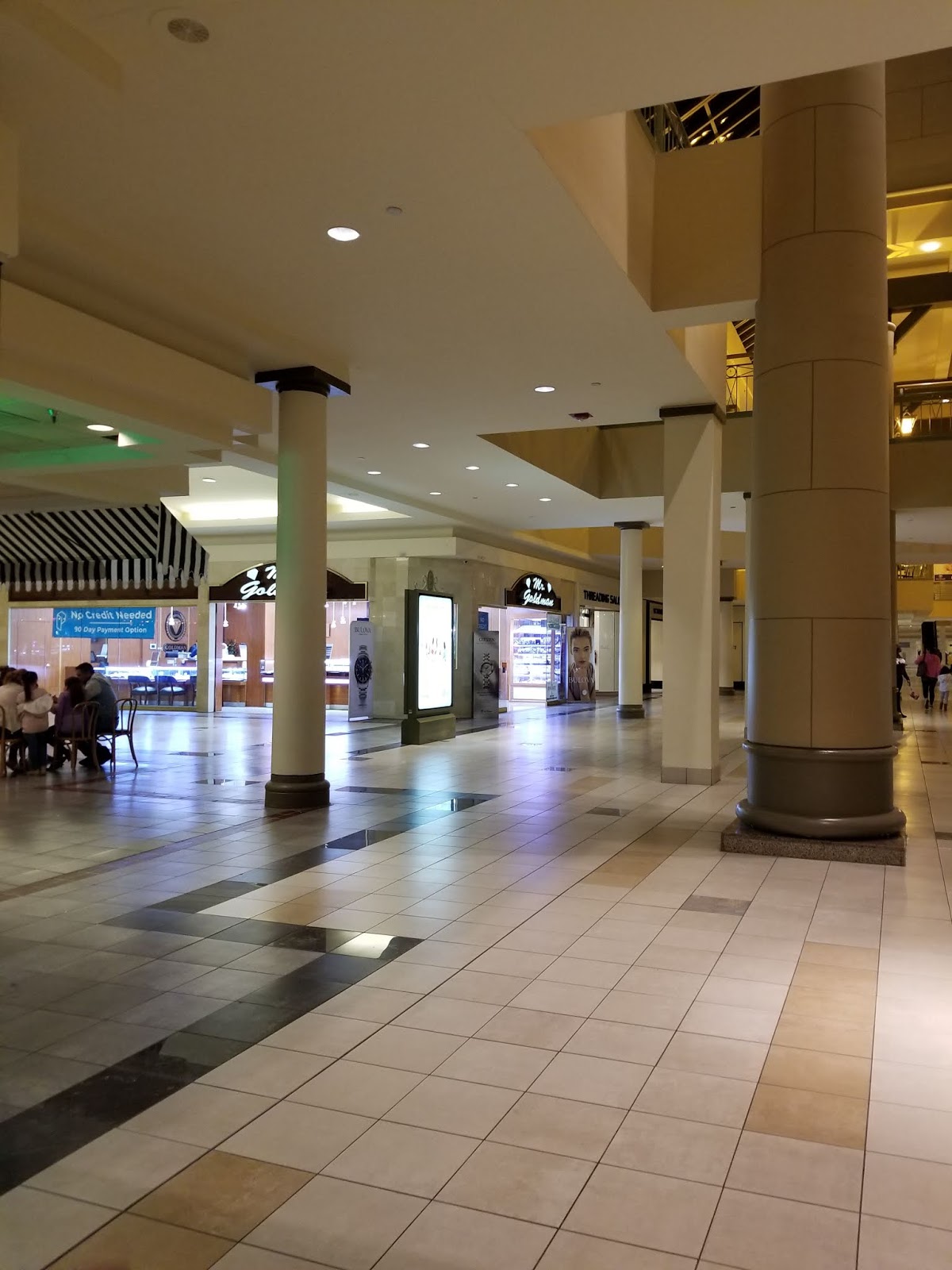 The Louisiana and Texas Retail Blogspot The Esplanade Mall Kenner