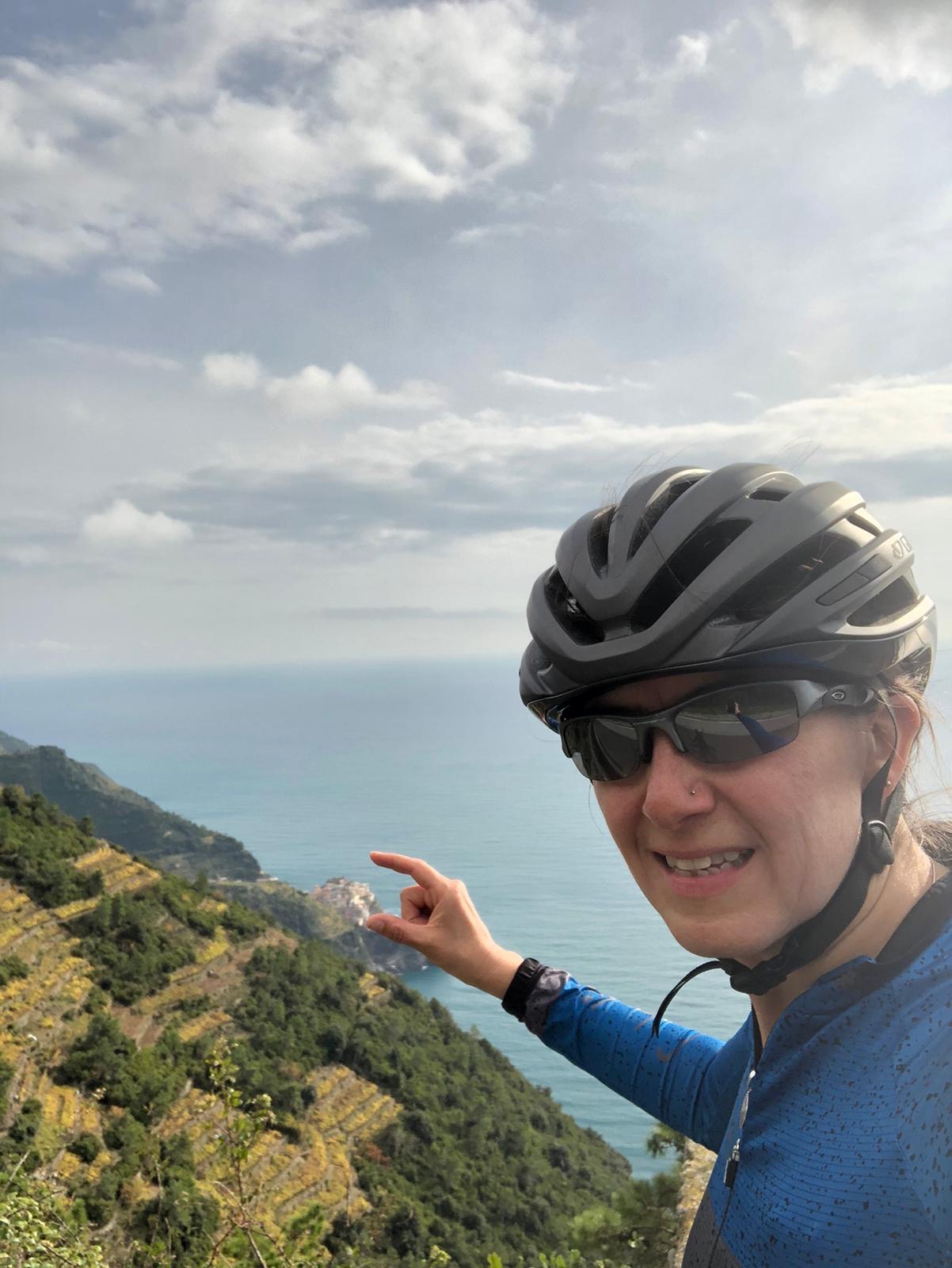 cycling cinque terre carbon road bike rental in Lerici La Spezia Liguria