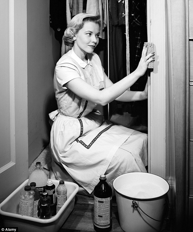 Modern Life Of A Vintage Housewife Cleaning With Bleach Makes Me Happy 