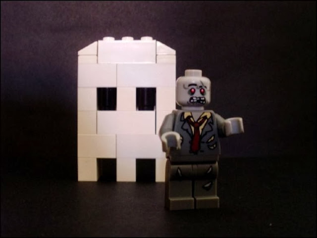 MOC LEGO Halloween.