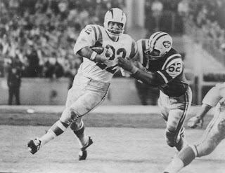 https://www.msn.com/en-us/sports/nfl/keith-lincoln-former-chargers-and-afl-great-dies-at-80/ar-AAEYj4L?li=BBnb7Kz