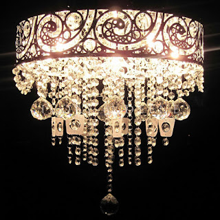 Ivory-and-Deene-Le-Grande-Amazing-Vintage-Chandelier-IVD42