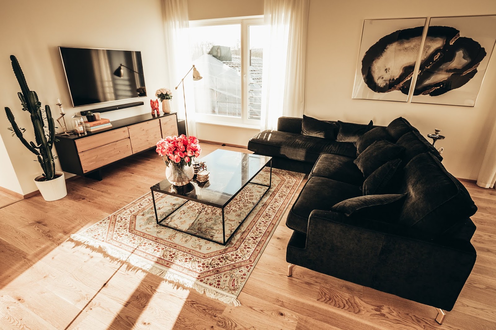 modern eclectic glam design living room