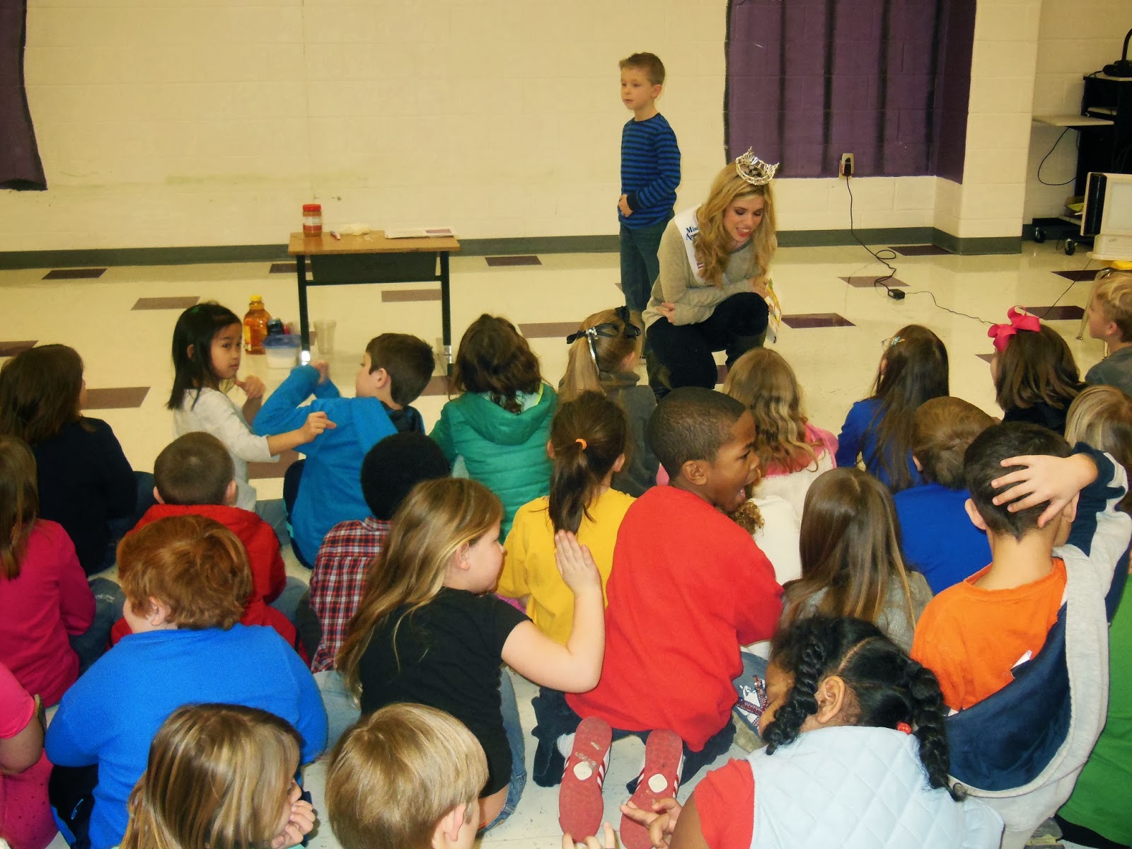 Miss Diamond Lakes Sharing Dental Care In Vilonia and Mayflower Schools