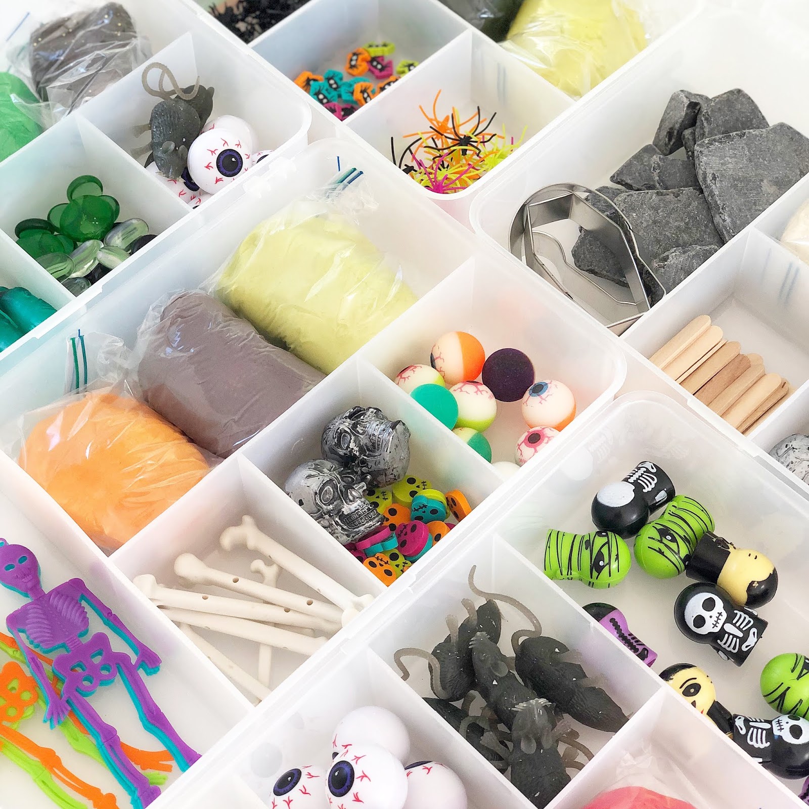 DIY Art Kit for Kids - Mama.Papa.Bubba.  Art kits for kids, Craft kits for  kids, Kits for kids
