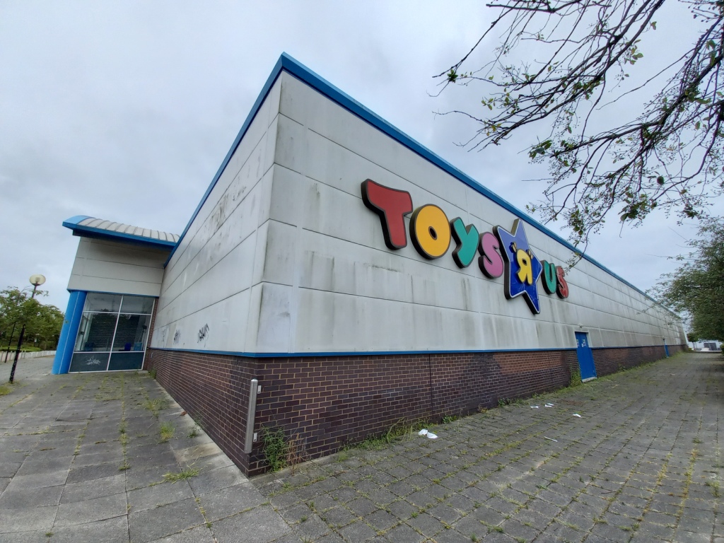 The Ham and Egger Files Toys R Us