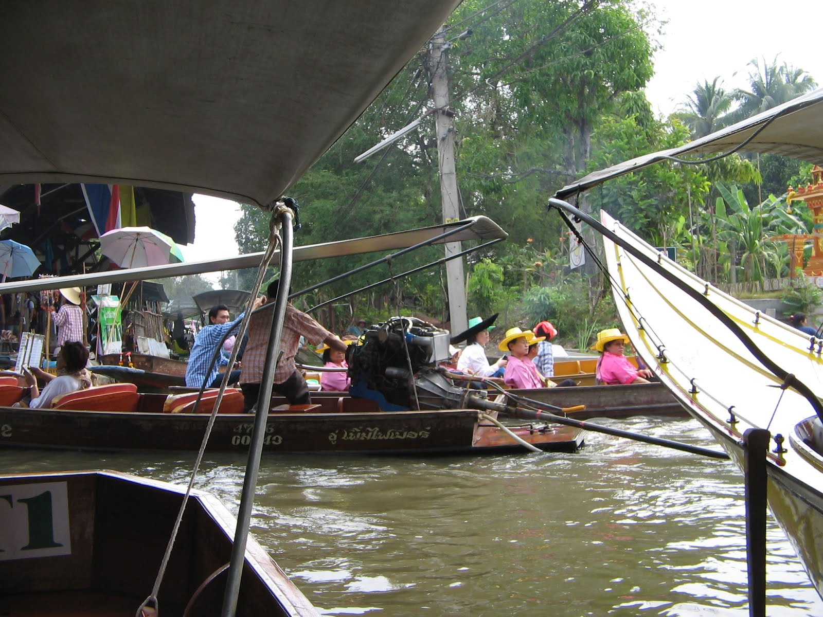 Marché flottant de Damnoen Saduak à Bangkok Forum Thaïlande