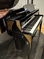 yamaha N2 digital piano side view