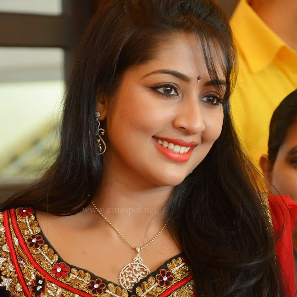 Navya Nair latest photos from Muktha wedding reception