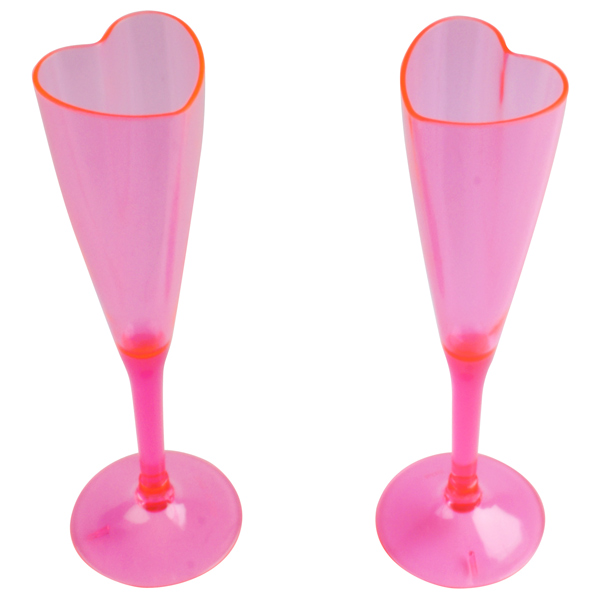 Get it in pink Everything pink Pink champagne glasses