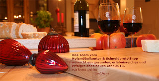 Holzmöbelkontor & Schneidbrett-Shop wünschen ein Happy New Year!