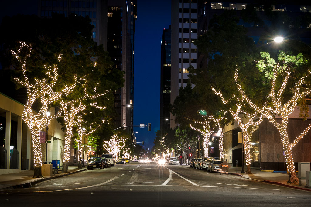 Чикаго сан. Ночные улицы Сан Диего. Сан Диего ночью улочки. Сан Диего новый год. Красивая улица в Сан Диего.
