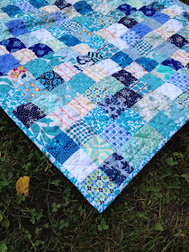 see mary quilt: Scrappy Trip Around the World Quilt Finish