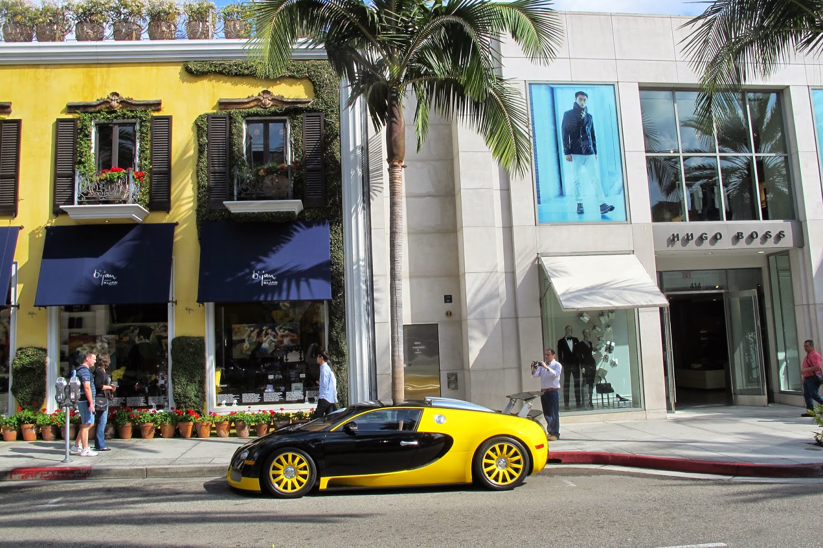 Rodeo Drive - Beverly Hills, USA - Travel is my favorite Sport