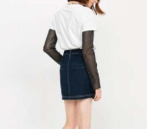 Áo thun cotton ngắn tay thiết kế dây tua rua lạ mắt ONLY 4 Áo thun cotton ngắn tay thiết kế dây tua rua lạ mắt ONLY