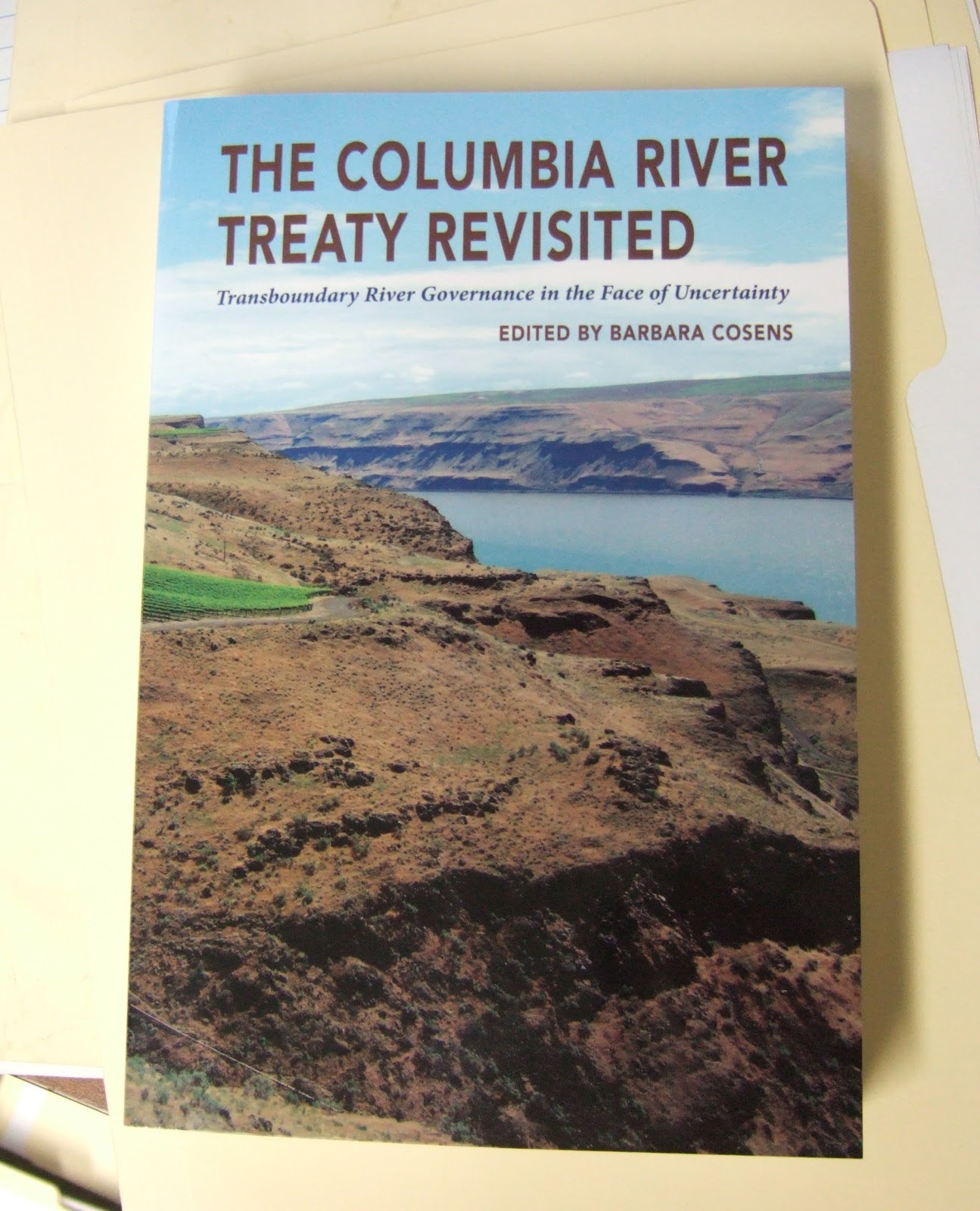 Reading The Washington Landscape Columbia River Treaty And Cover Photo