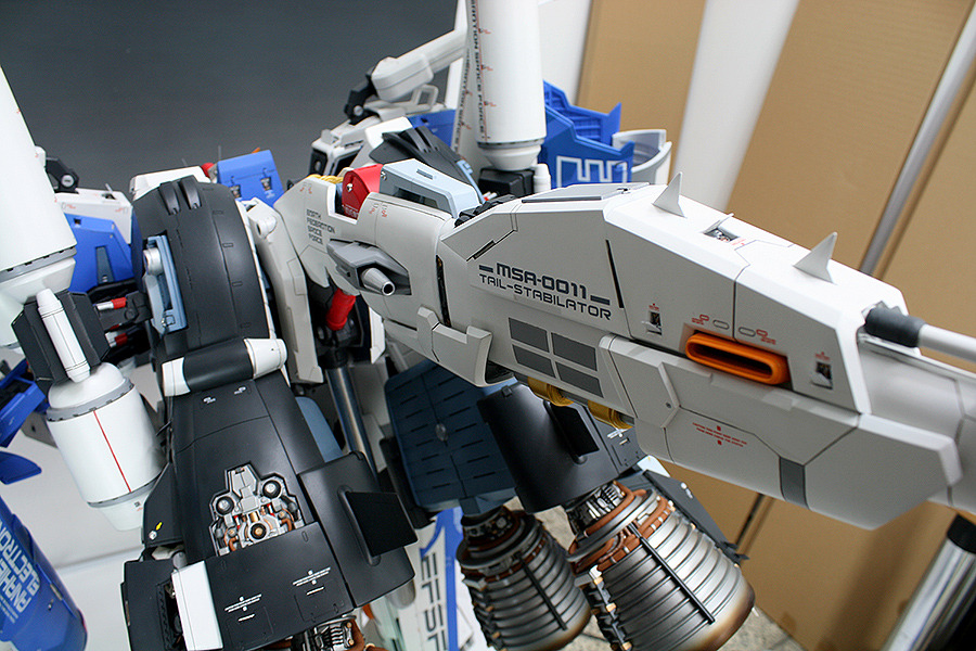 1 35 scale gundam
