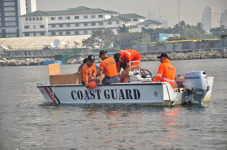 photos-philippine-coast-guard-patrols-at-the-back-of-the-quirino-grandstand-popeinph