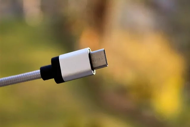 Reasons Why Every Company Has Removed The Headphone Jack Reasons Why Every Company Has Removed The Headphone Jack