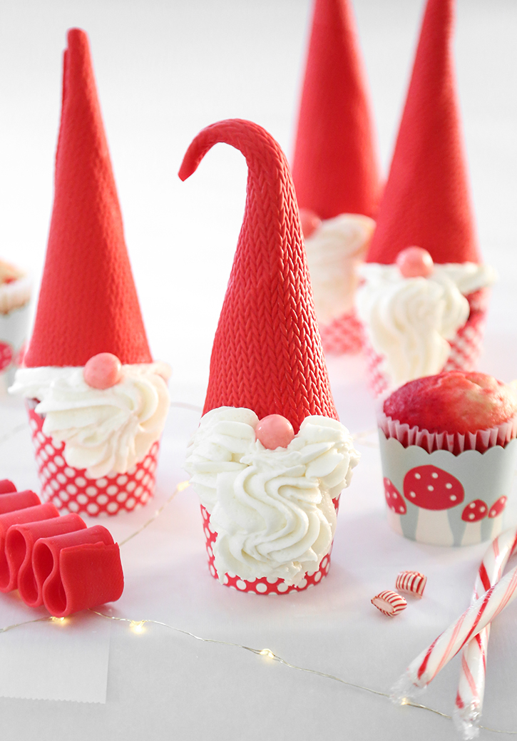 peppermint christmas gnome cupcakes