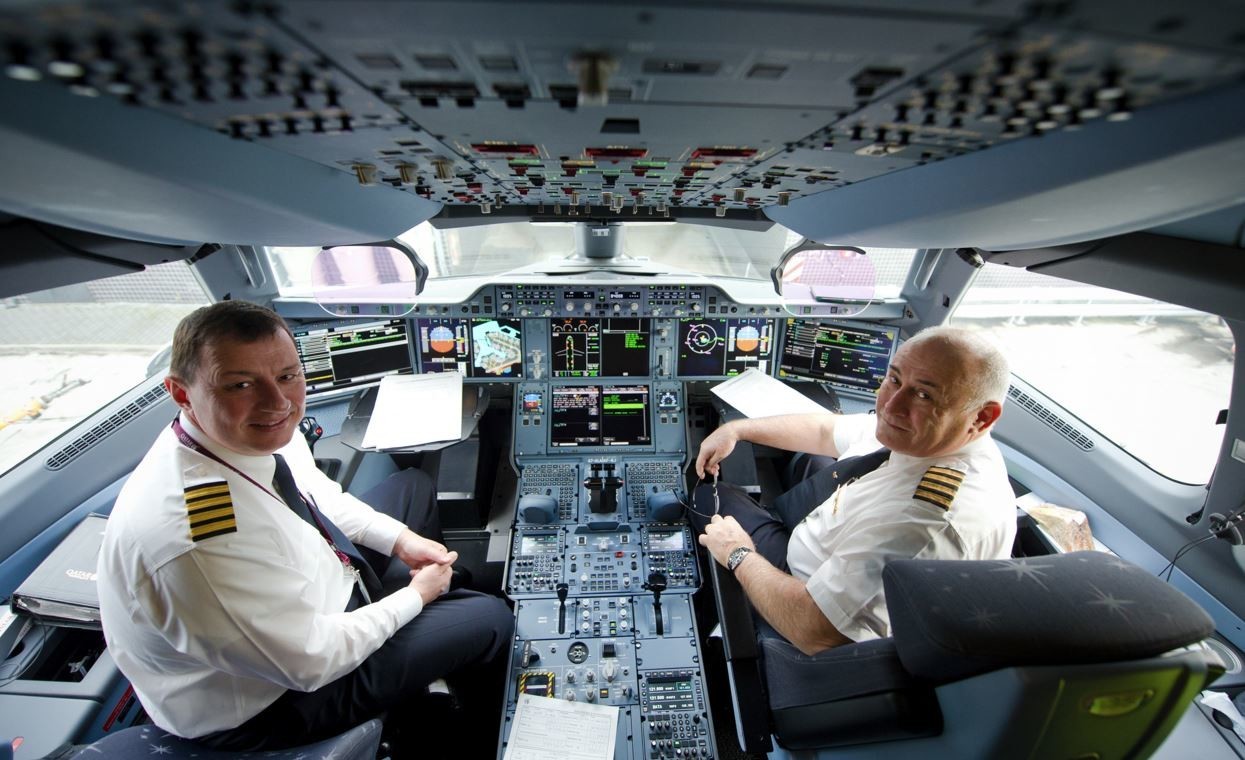 Hablemos un poco de todo Así funciona el piloto automático de los aviones (y por qué ha tardado