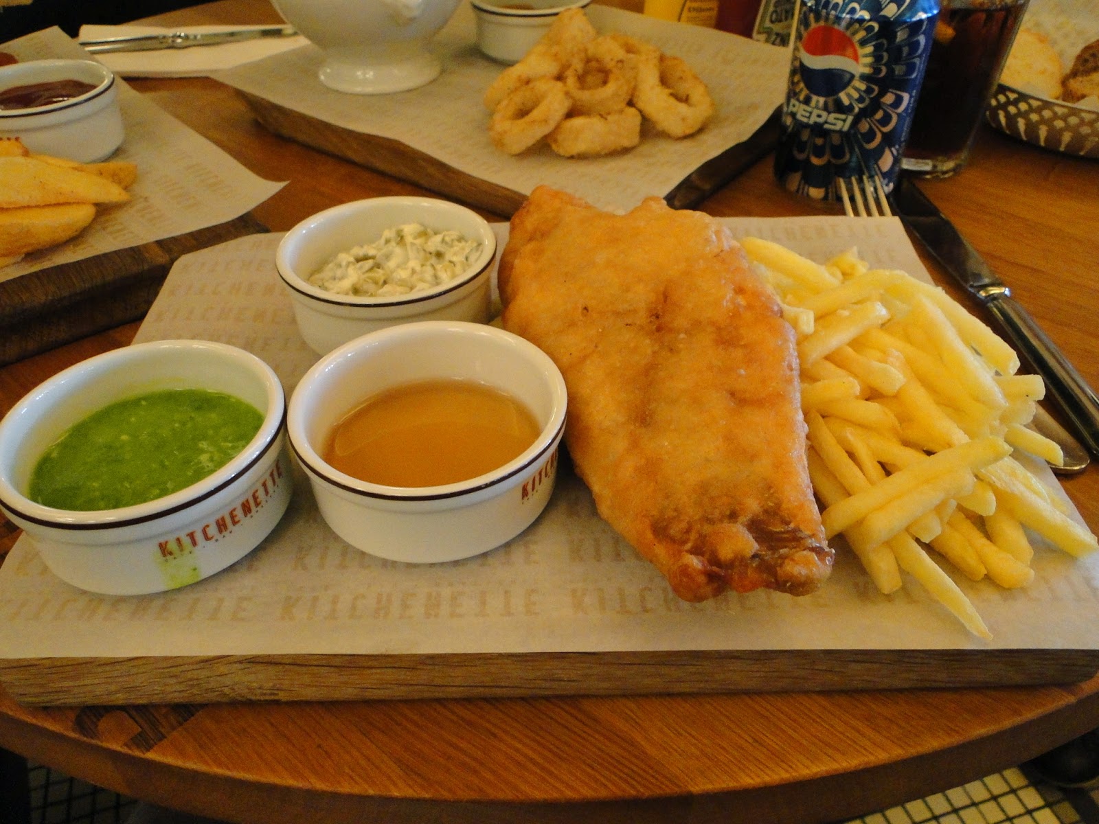 at Taksim Square (Istanbul, TURKEY) ★★★☆☆ A traveling