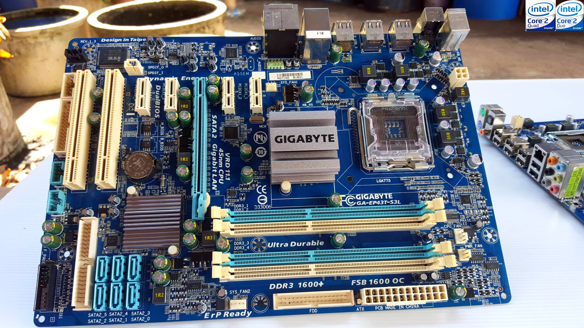 Intel r 4 series. Материнская плата Gigabyte ga-946-s3. Foxconn n15235 ddr3. Gigabyte ga-ep43-s3l. Ga-ep43t-usb3.