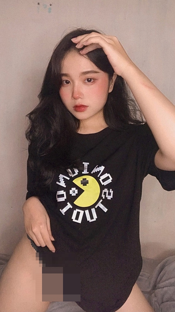 Kim Sa VETV lộ clip ảnh nóng