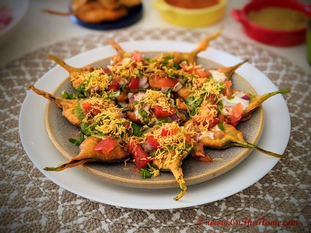 On the Flame by Rekha Nahata: Palak Pakora Chaat/Spinach Fritters Chaat