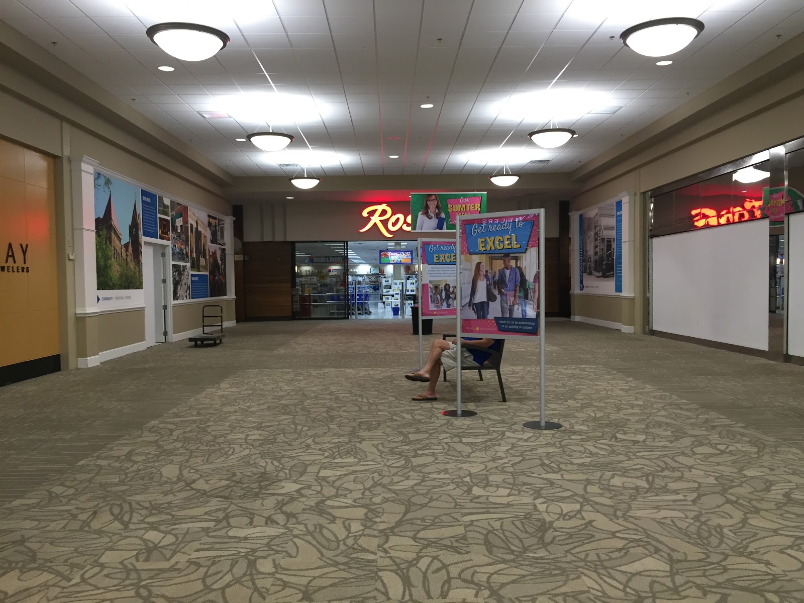 SkyMall Retail History and Abandoned Airports Sumter Mall/Jessamine