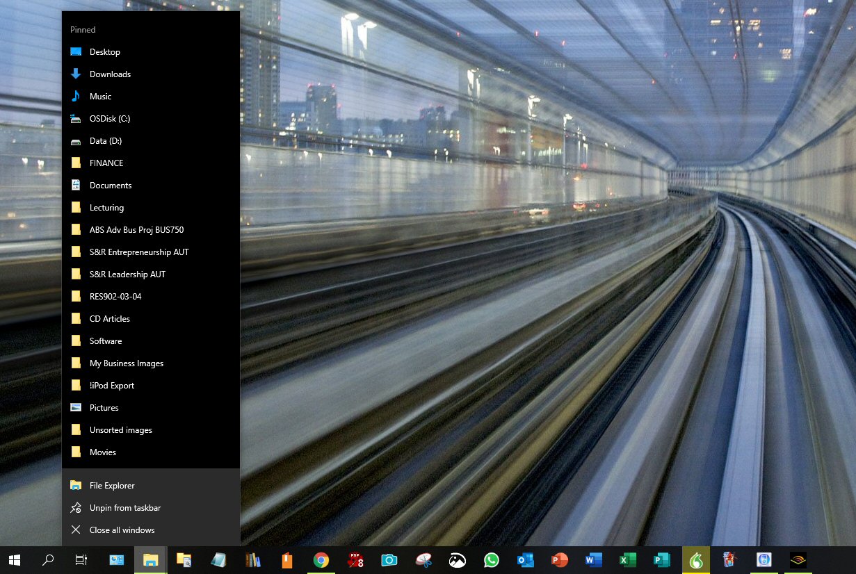 Sam Young Taskbar File Explorer shortcut missing