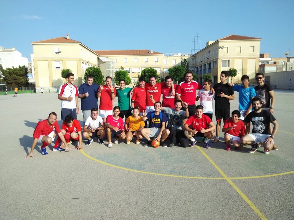 GRADO MEDIO DE TÉCNICO EN CONDUCCIÓN DE ACTIVIDADES FÍSICO DEPORTIVAS EN EL MEDIO NATURAL