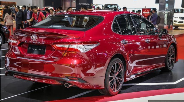 toyota camry versi trd