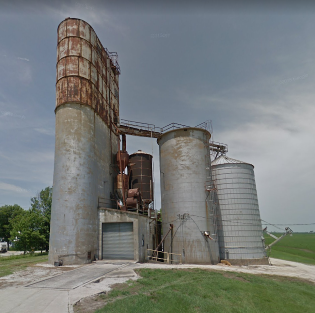Towns and Nature Vermilion County, IL Interesting Grain Elevators