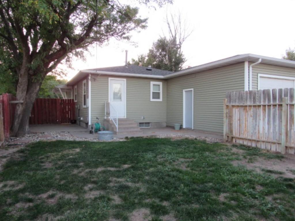 Cheap Nebraska Homes 814 Arapahoe St., Benkelman