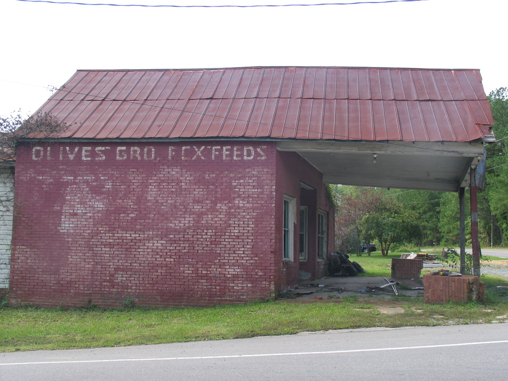 Olives Grocery & Feeds New Hill