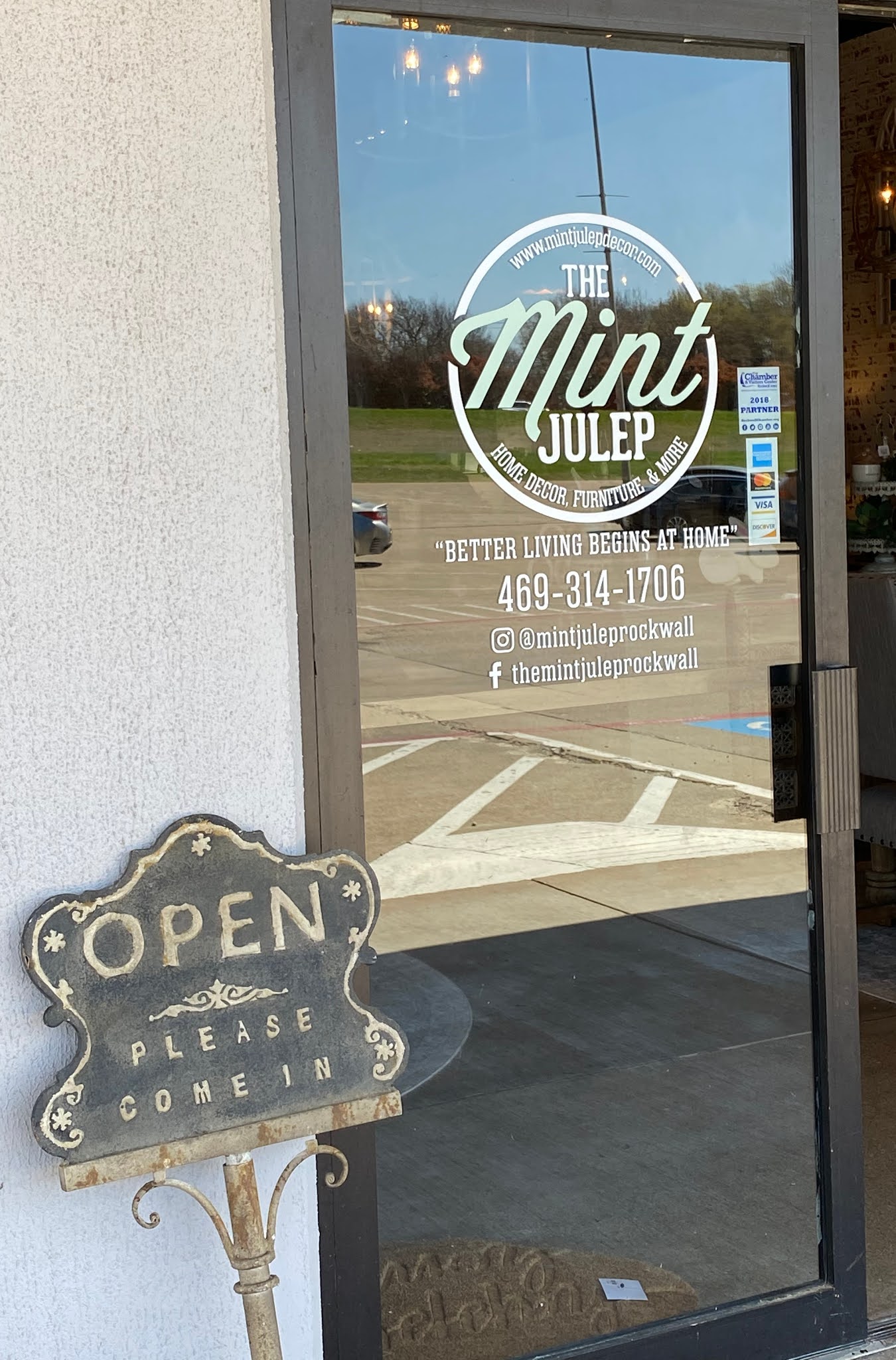 Let's Go Shopping at The Mint Julep Preppy Empty Nester F