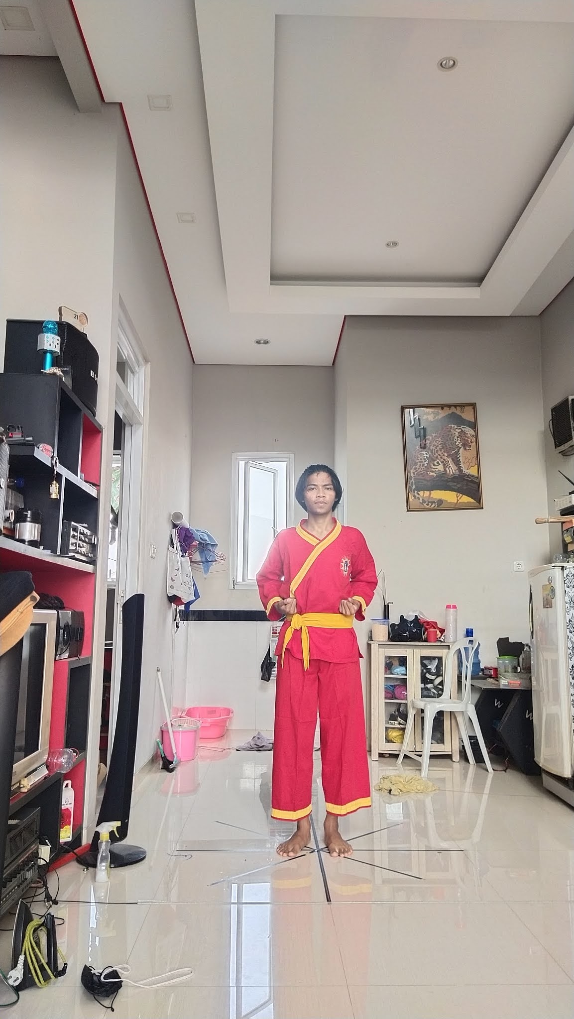 TEKNIK GERAKAN 8 (DELAPAN) PENJURU ARAH MATA ANGIN