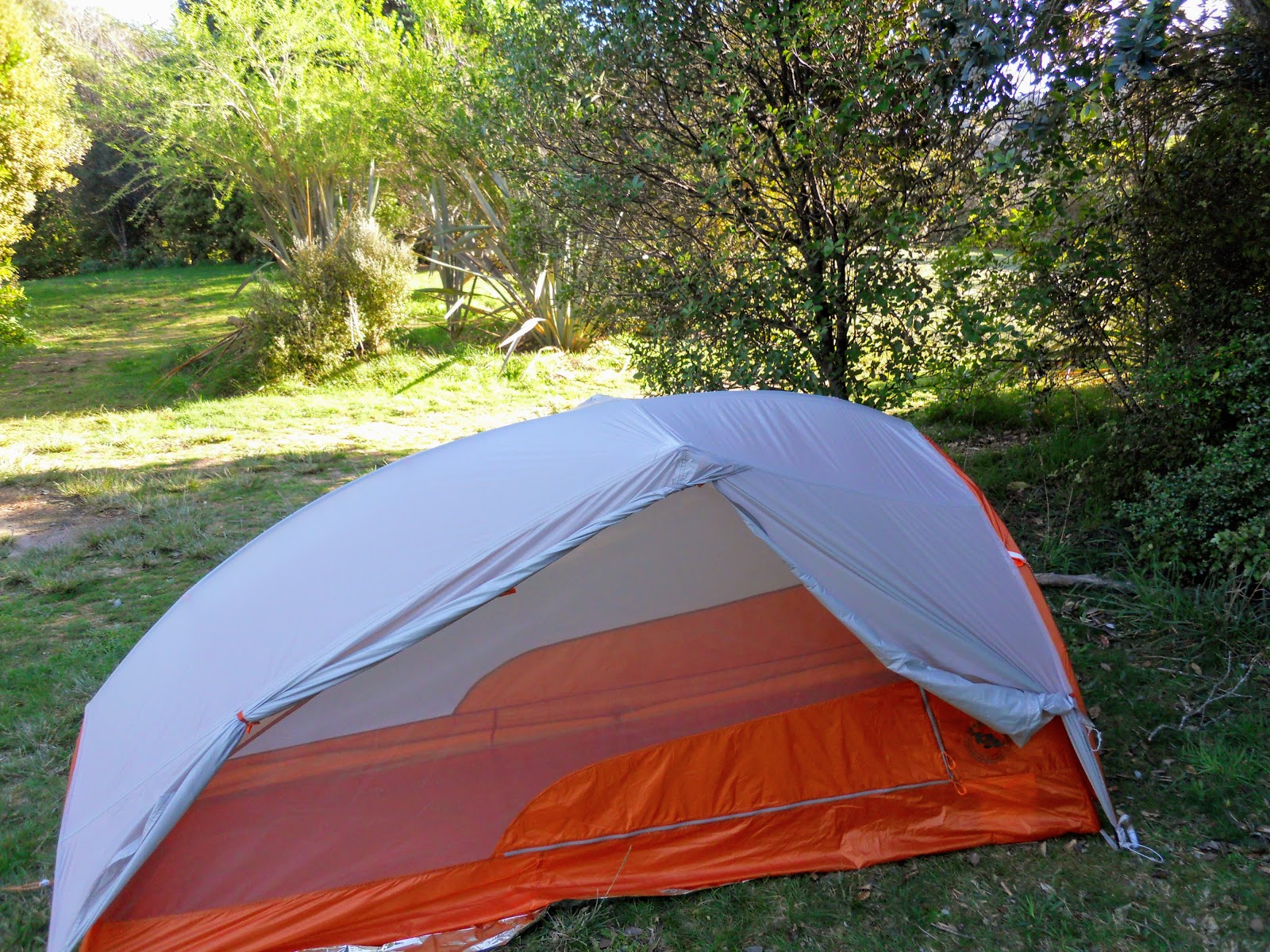Tramping in the New Zealand backcountry NZ Bush Adventures My tramping gear Shelters Hiking