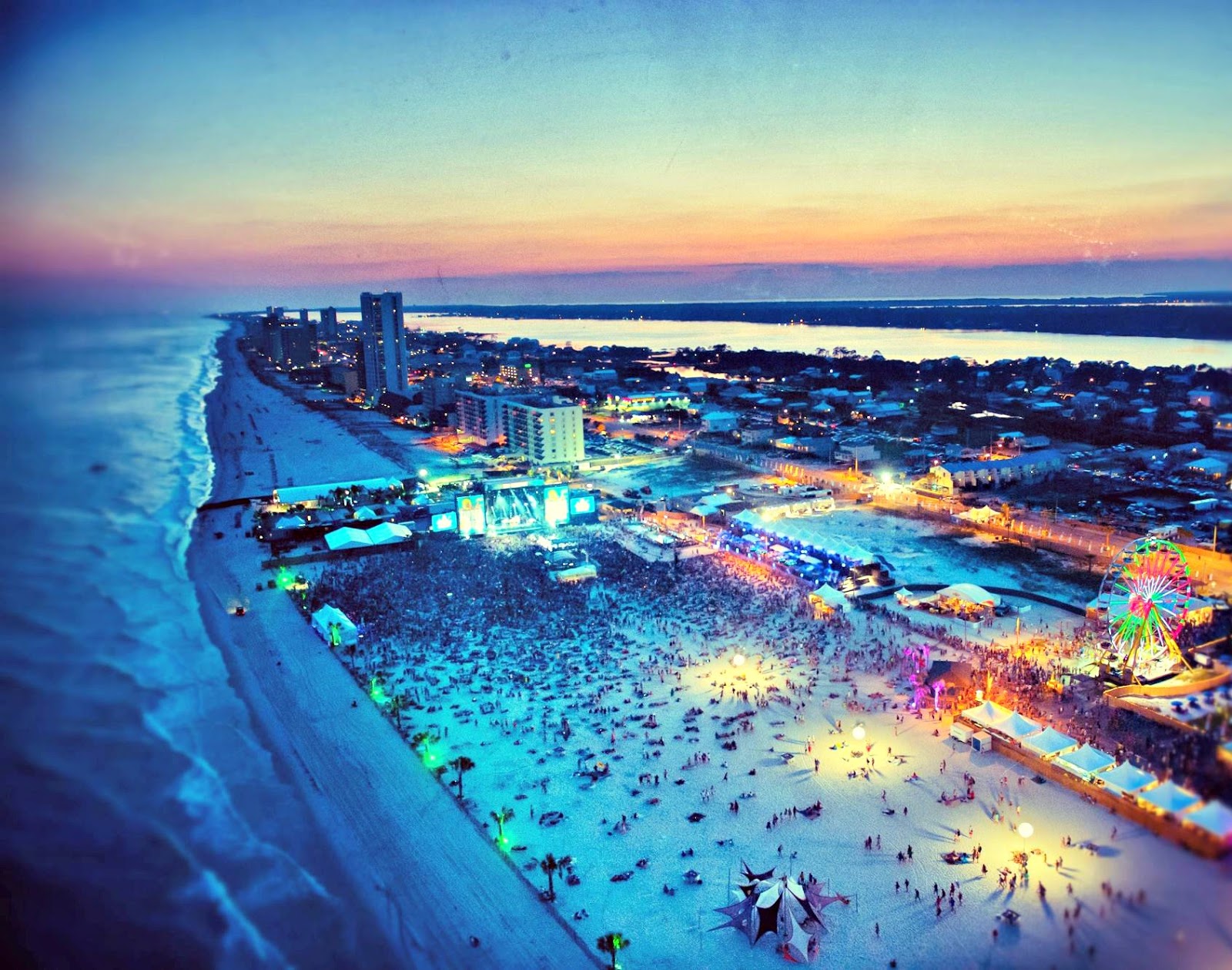 Gulf Shores Alabama Vacation Packages. |Travel Deals 2022 | Package