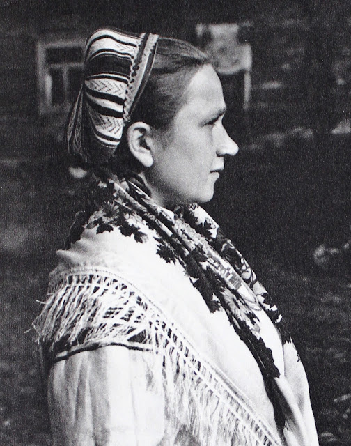 Традиционный белорусский женский костюм