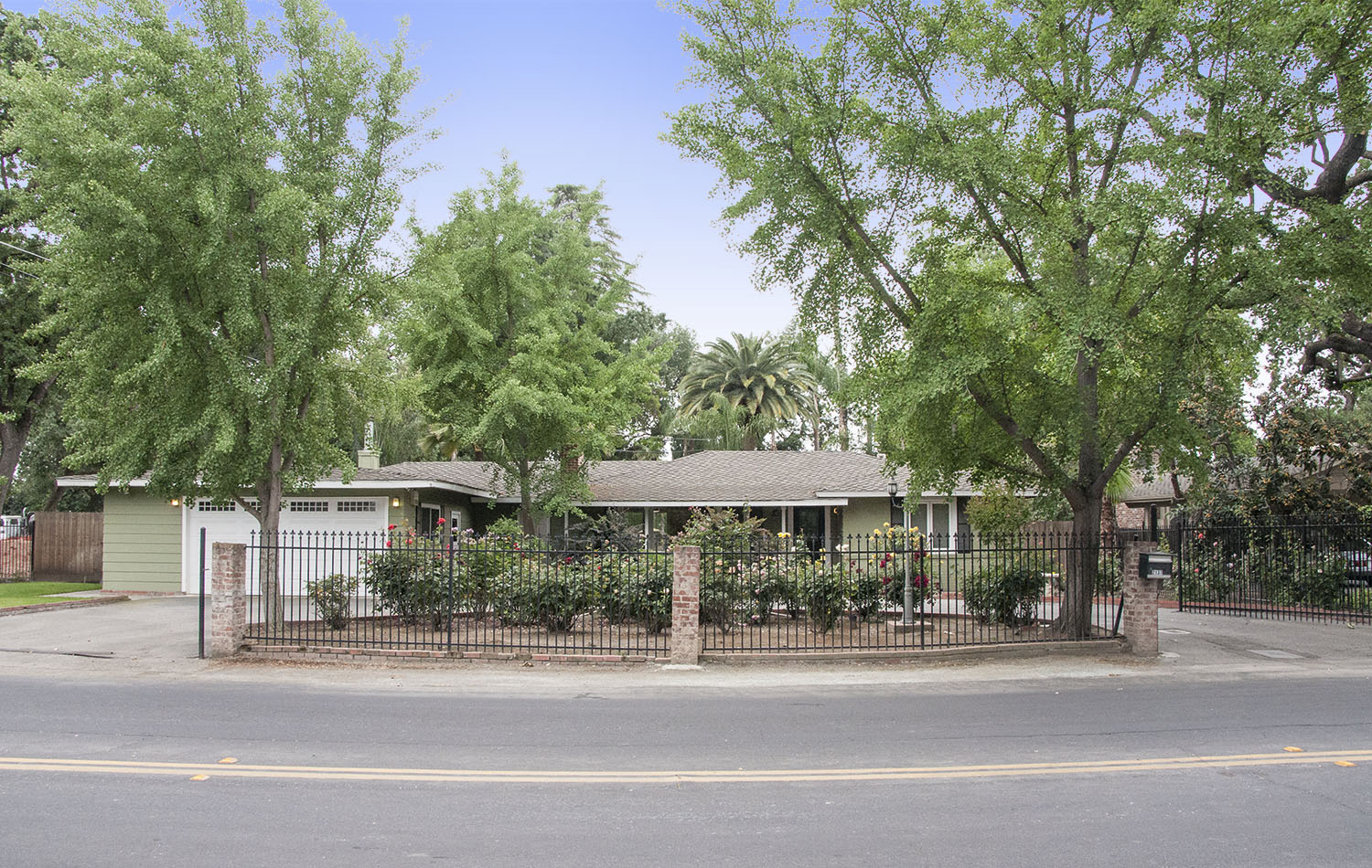 Visalia Homes by JILLIAN BOS JUST LISTED 2137 W. Green Acres Dr. in Green Acres