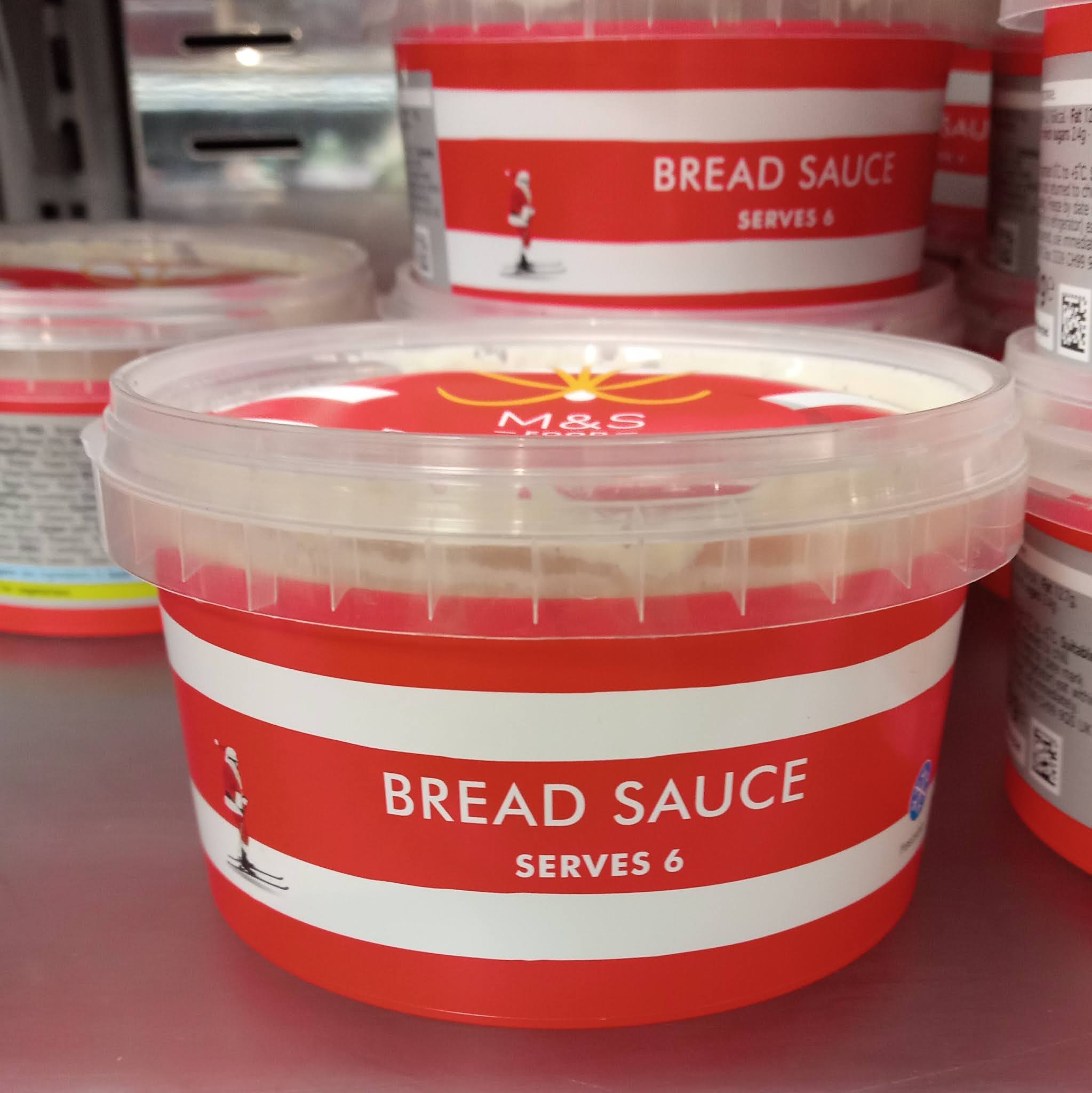 Supersupergirl's Food Reviews Festive gravy and sauces at Marks and