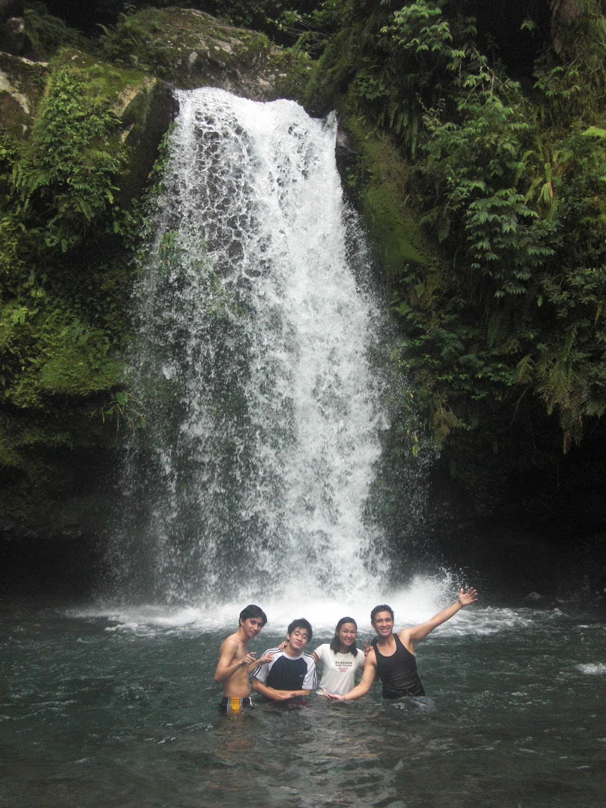 Baron the Explorer: Majayjay Falls of Laguna: Freezing in a daylight