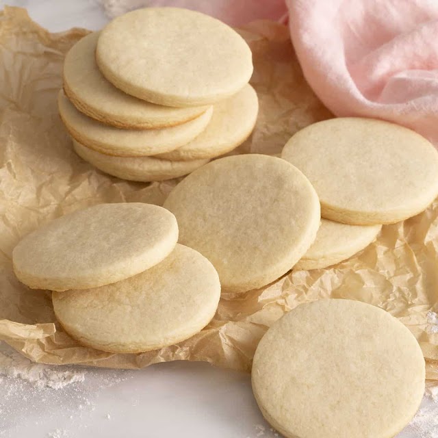 Best Sugar Cookies  with Royal Icing