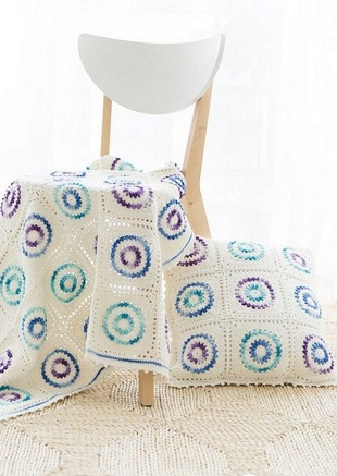 Crochet blanket and pillow | Crochet Knitting Handicraft | Bloglovin’